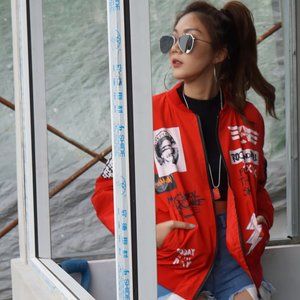 Rock and roll can never die red zip up medium